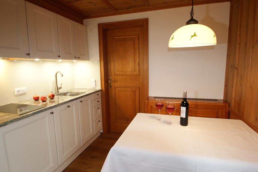 Haus Landbrugg Lejlighed Lech am Arlberg Værelse billede